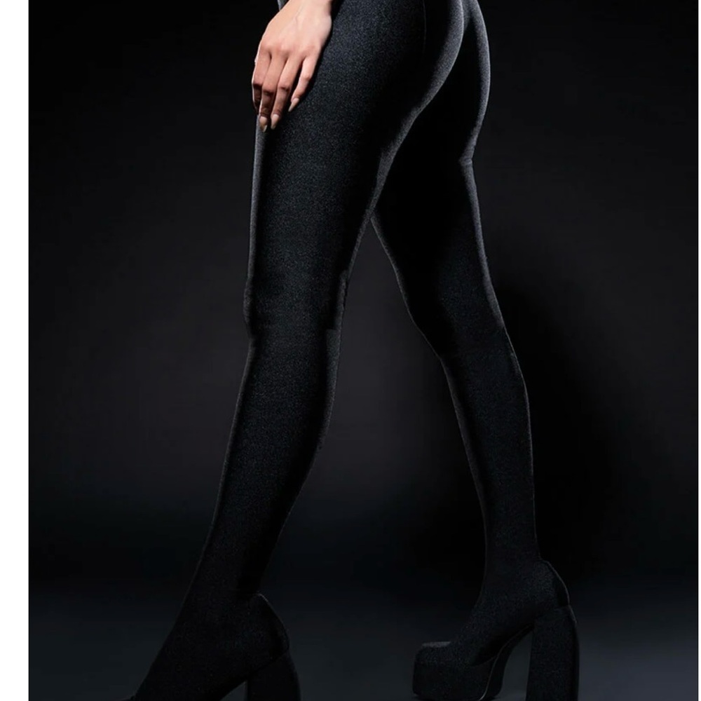 AKIRA Black Heels - Picture 3 of 8